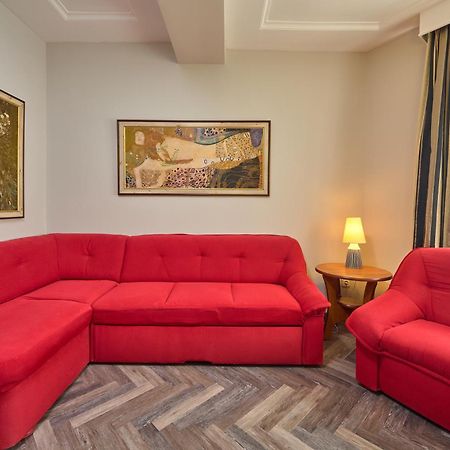 Iris Hotel Thermi Bagian luar foto