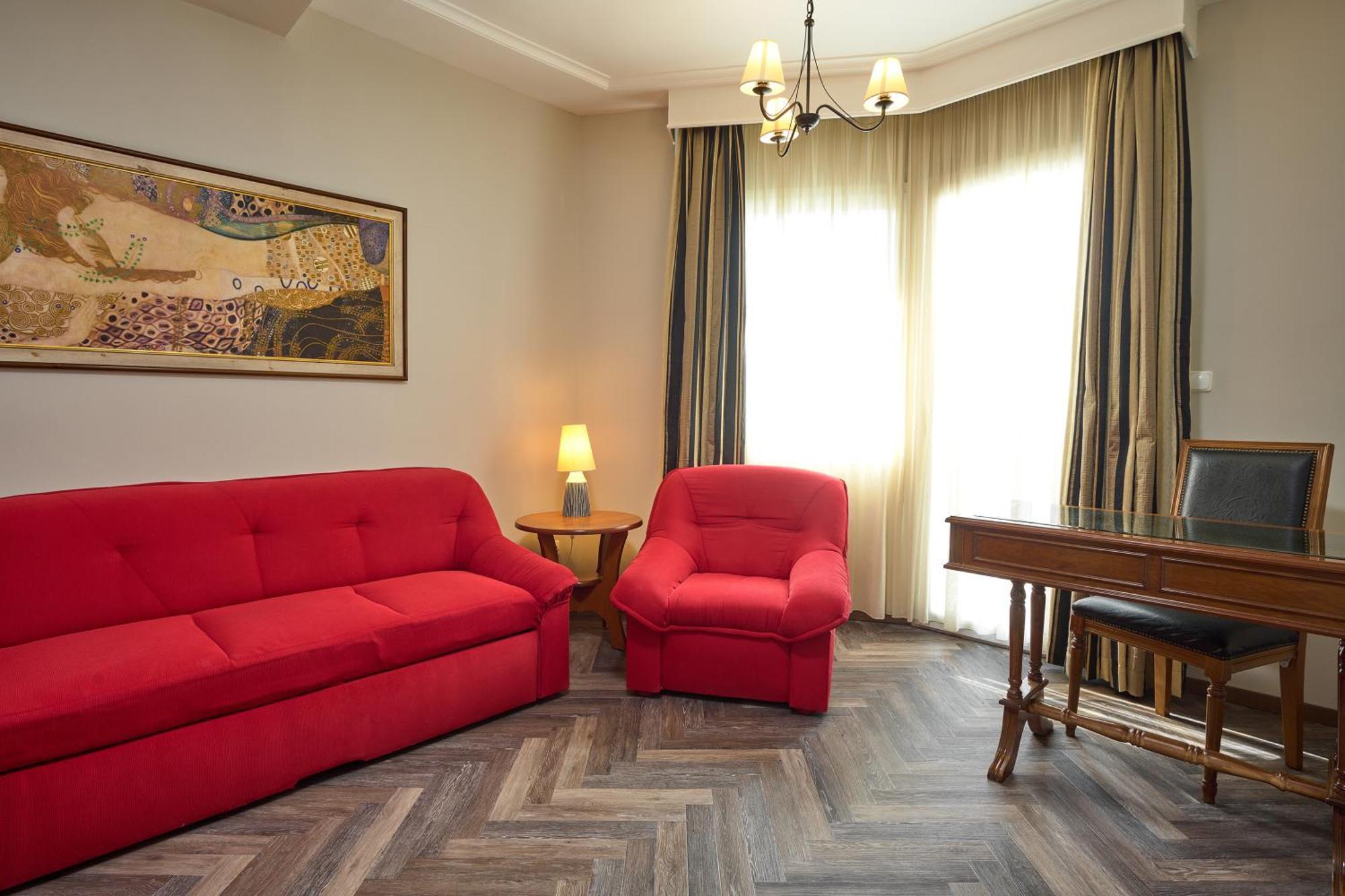 Iris Hotel Thermi Bagian luar foto